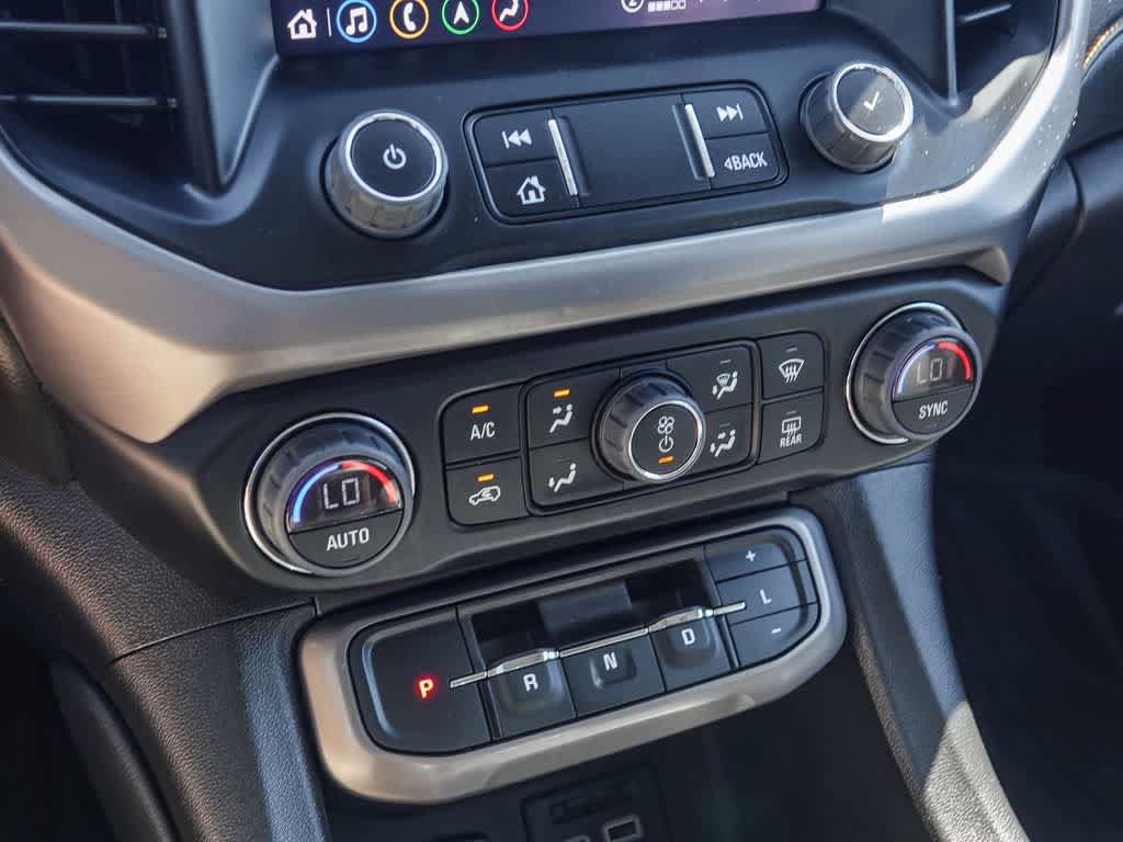 Used 2023 GMC Acadia AT4 w/ Technology Package image 21