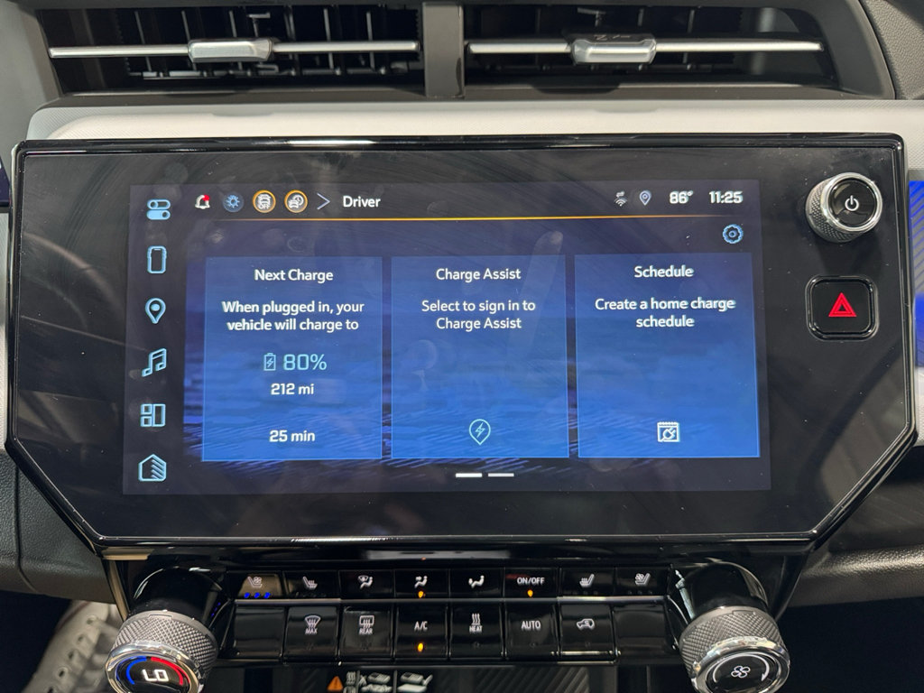 Used 2027 Chevrolet Bolt RS w/ Technology Package FWD image 13