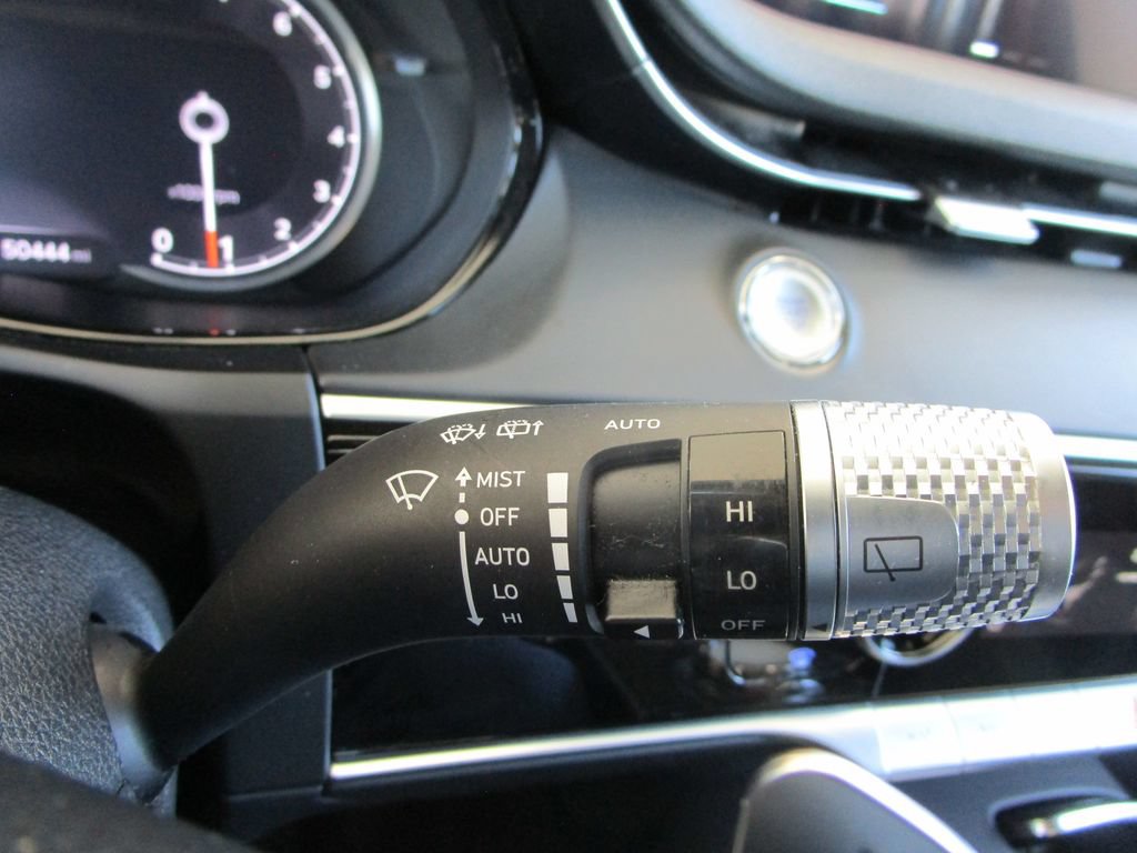 Used 2025 Genesis GV70 2.5T AWD/4WD image 33