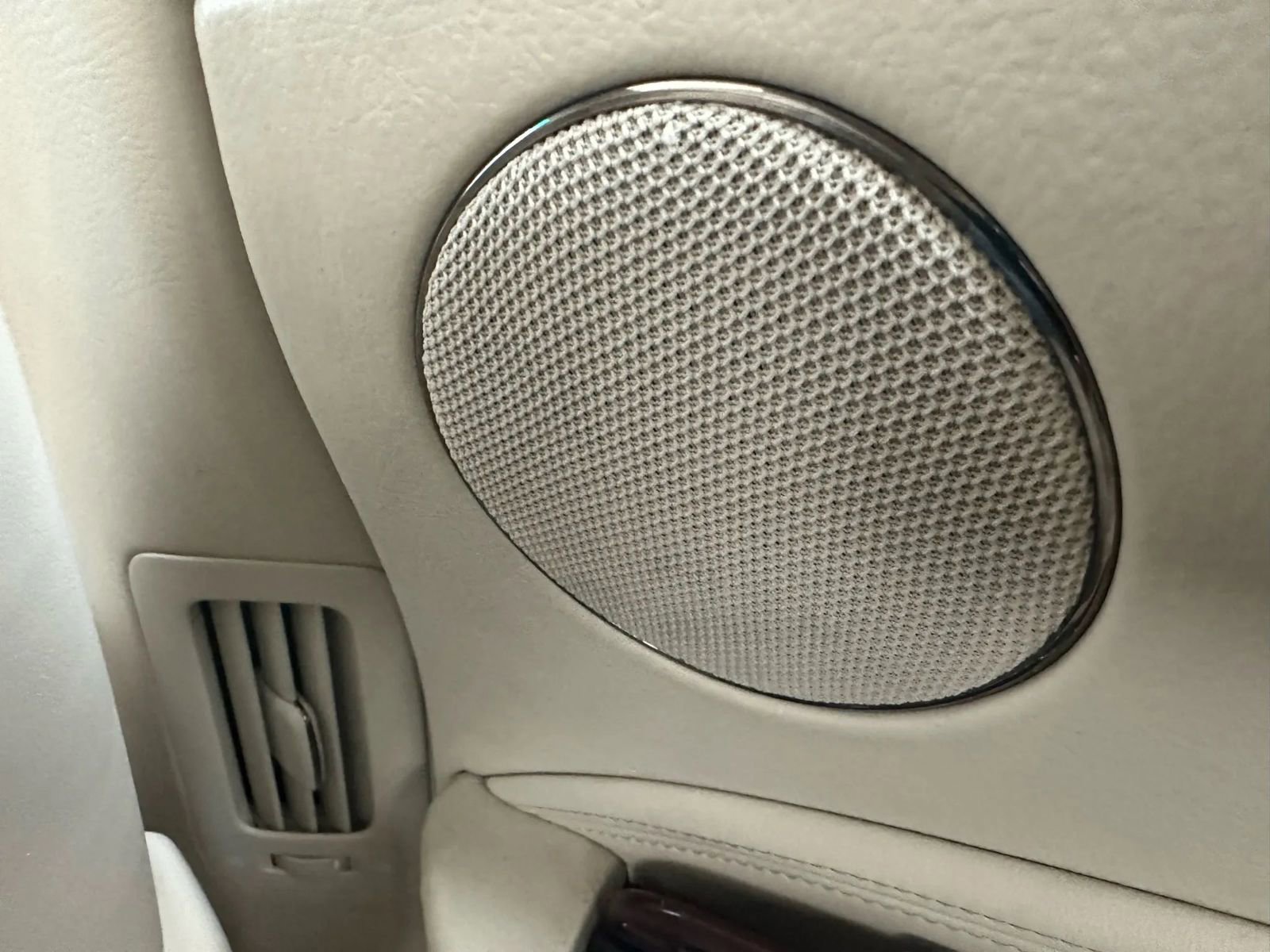 Used 2012 Lexus LS 460 AWD image 54