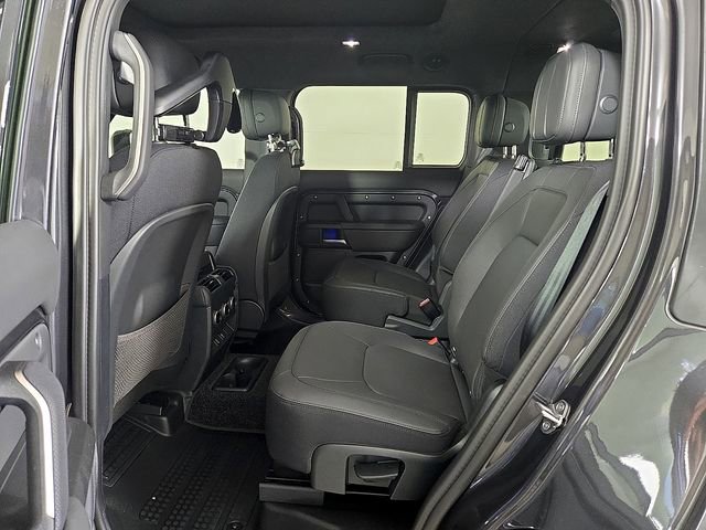 New 2026 Land Rover Defender 130 V8 image 10
