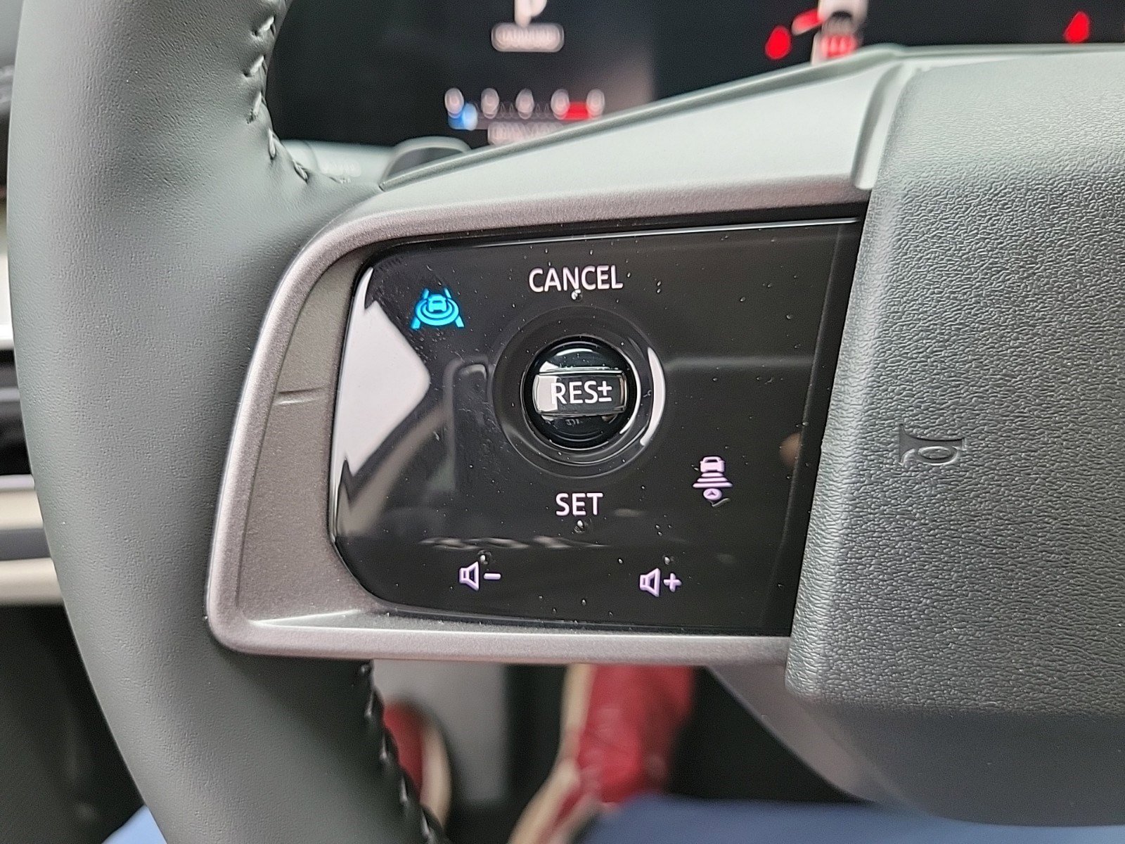 New 2025 Nissan Murano SL AWD/4WD image 30
