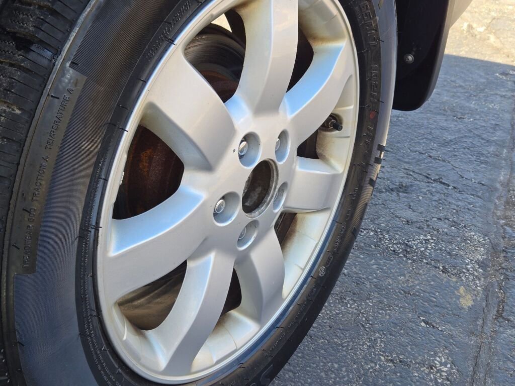 Used 2011 Honda CR-V SE image 23