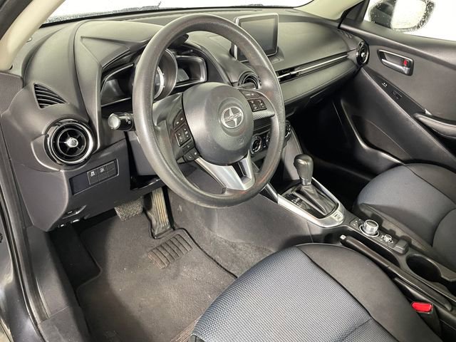 Used 2016 Scion iA image 3