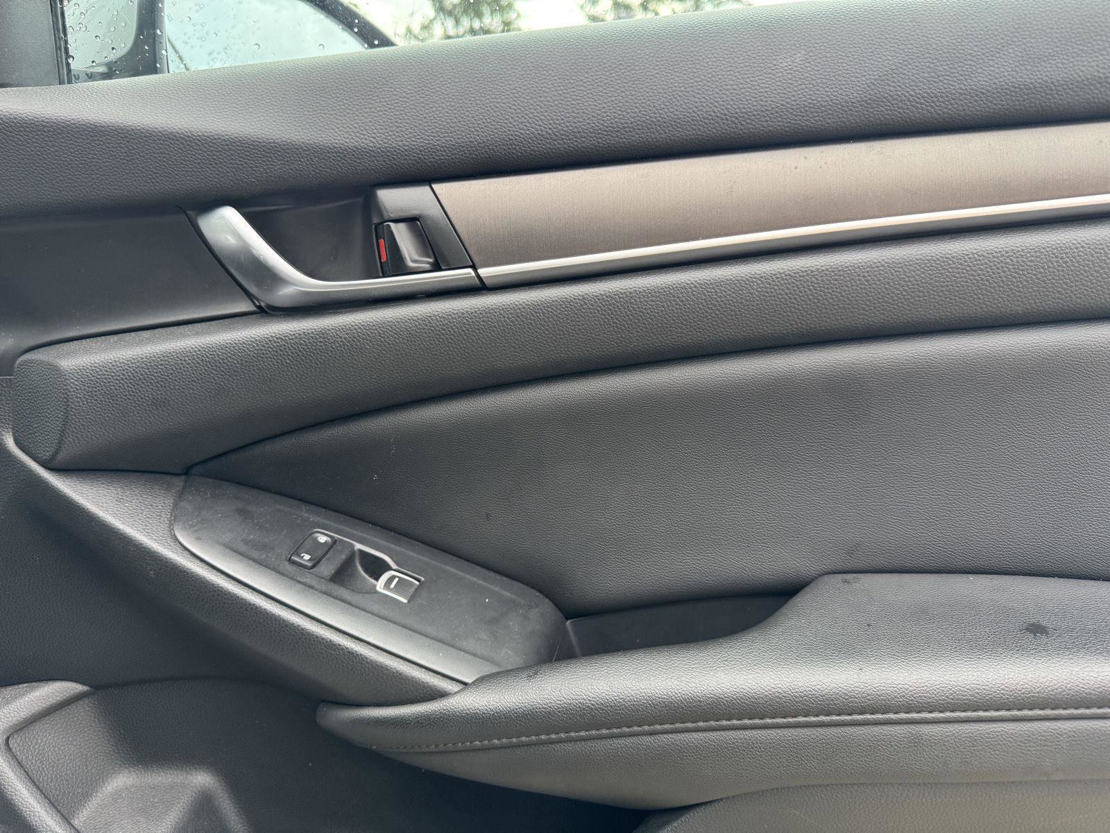 Used 2020 Honda Accord LX image 23