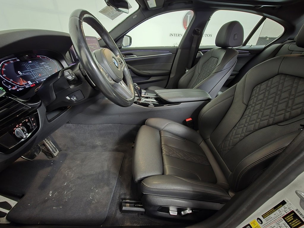 Used 2022 BMW 530i xDrive w/ M Sport Package image 11