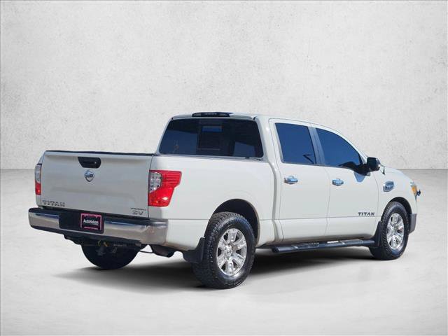 Used 2017 Nissan Titan SV RWD image 8