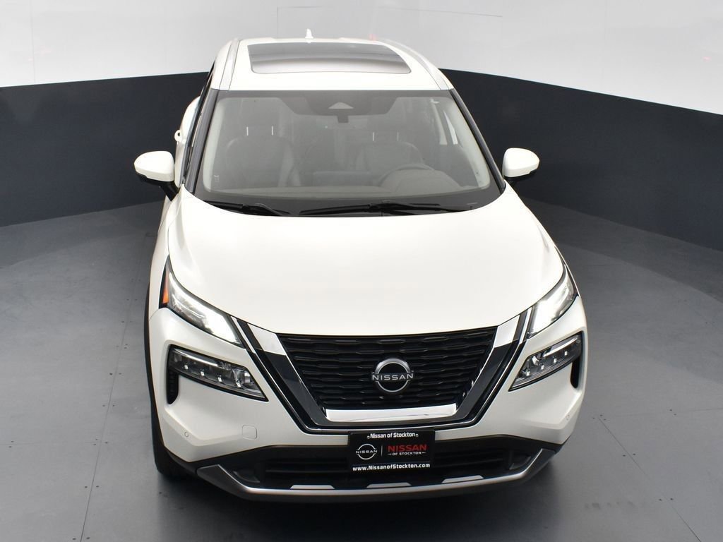 Used 2023 Nissan Rogue SL w/ SL Premium Package image 46