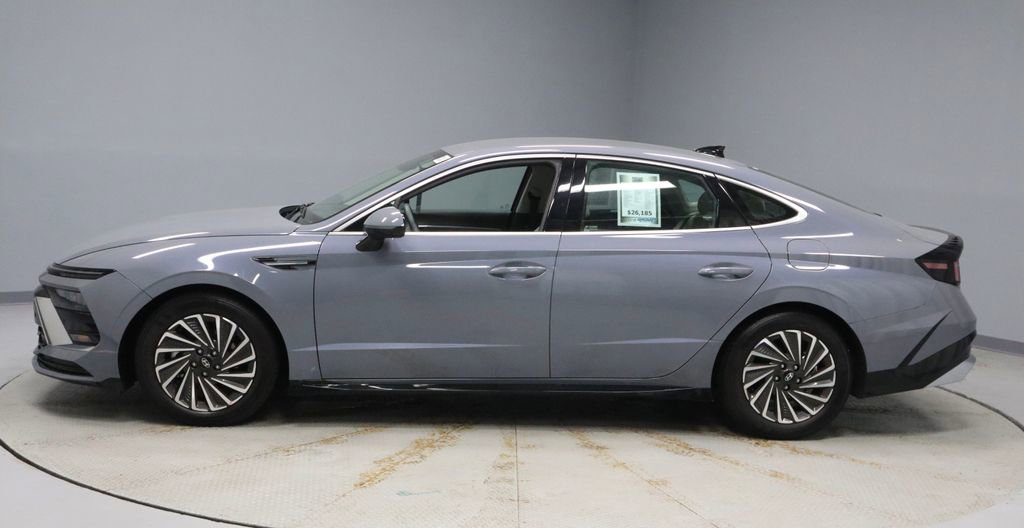 Certified 2025 Hyundai Sonata SEL image 8