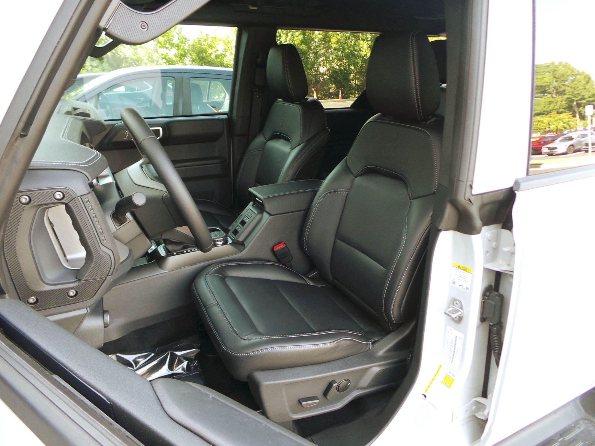 Used 2026 Ford Bronco Outer Banks AWD/4WD image 7