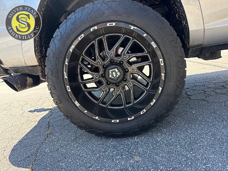 Used 2019 RAM 2500 Laramie w/ Night Edition AWD/4WD image 8