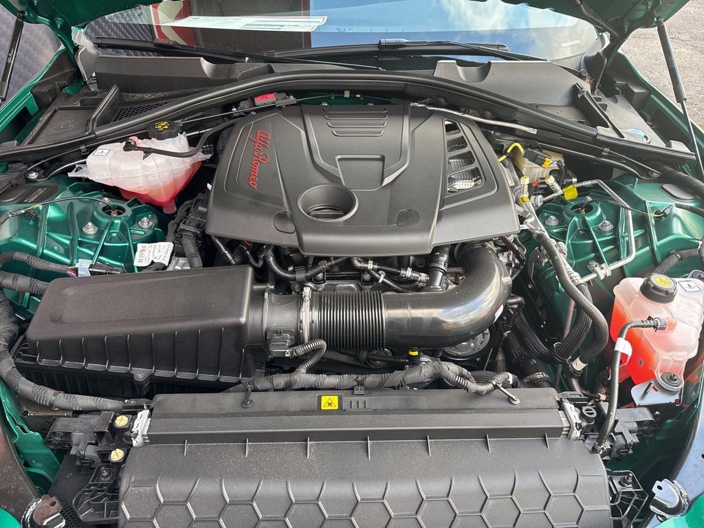 New 2025 Alfa Romeo Giulia AWD w/ Driving Assist Package image 24