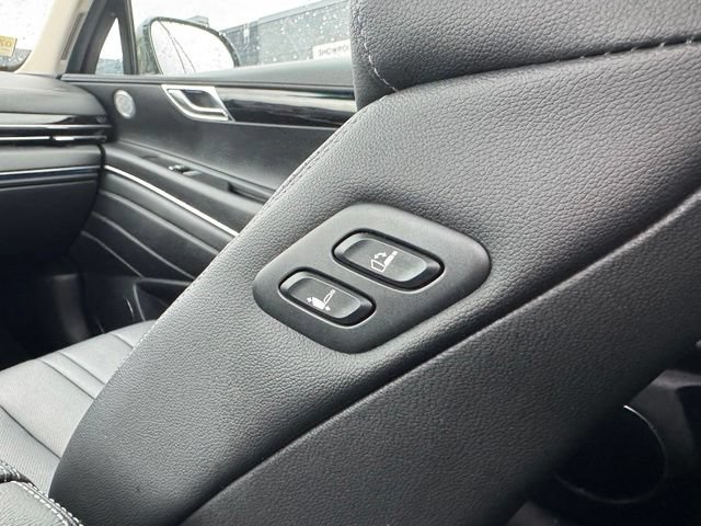 Certified 2026 Genesis GV80 2.5T AWD/4WD image 36