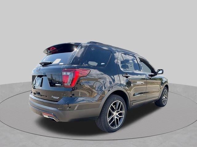 Used 2016 Ford Explorer Sport w/ Equipment Group 401A AWD/4WD image 9