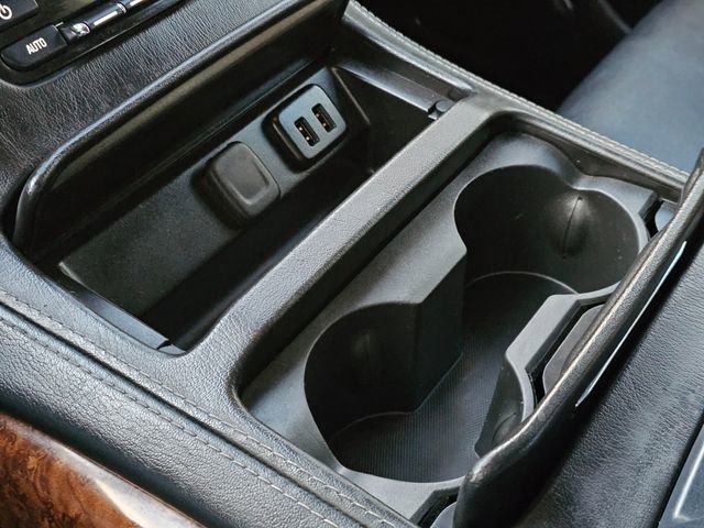 Used 2016 Chevrolet Suburban LTZ image 33