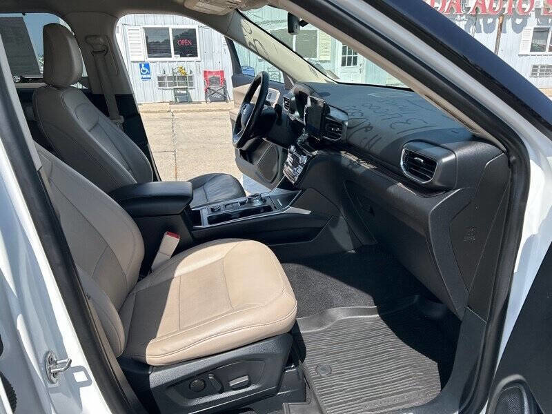 Used 2021 Ford Explorer Limited w/ Equipment Group 301A image 19