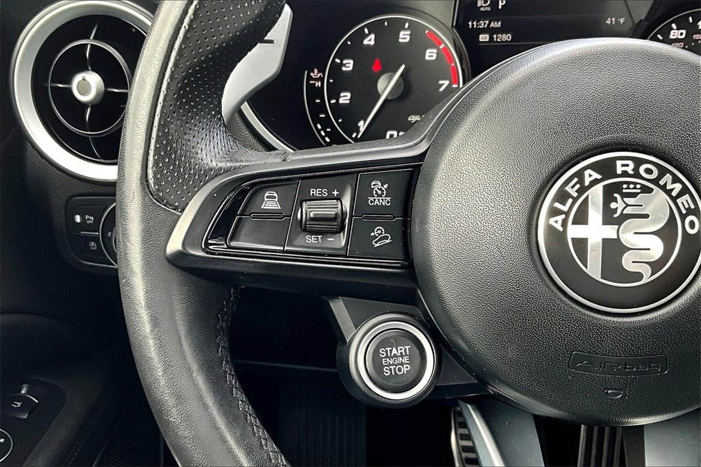 Used 2022 Alfa Romeo Stelvio Sprint image 15