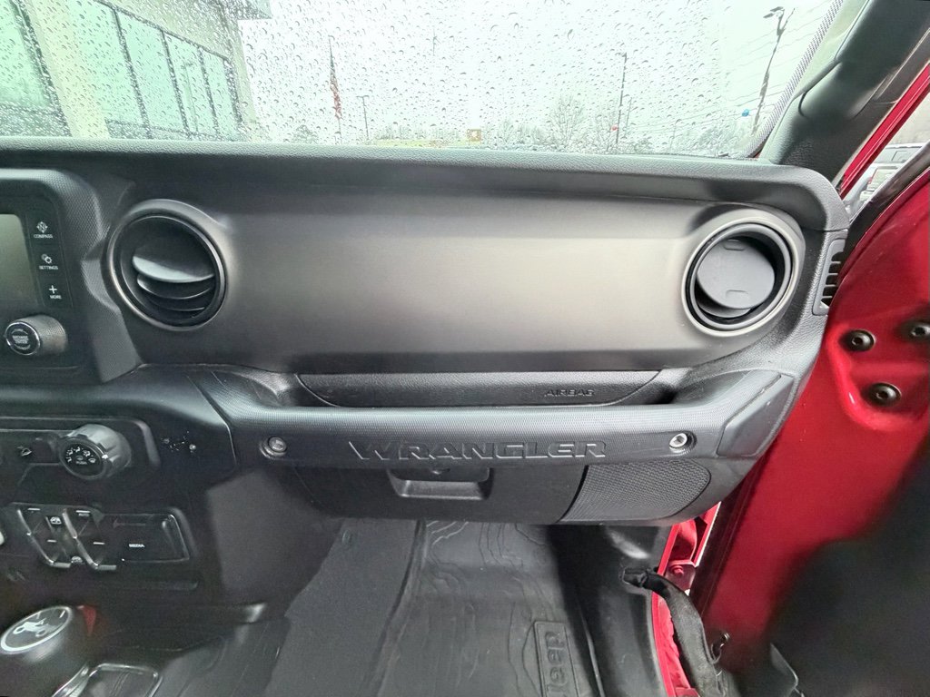 Used 2019 Jeep Wrangler Unlimited Sport S AWD/4WD image 17
