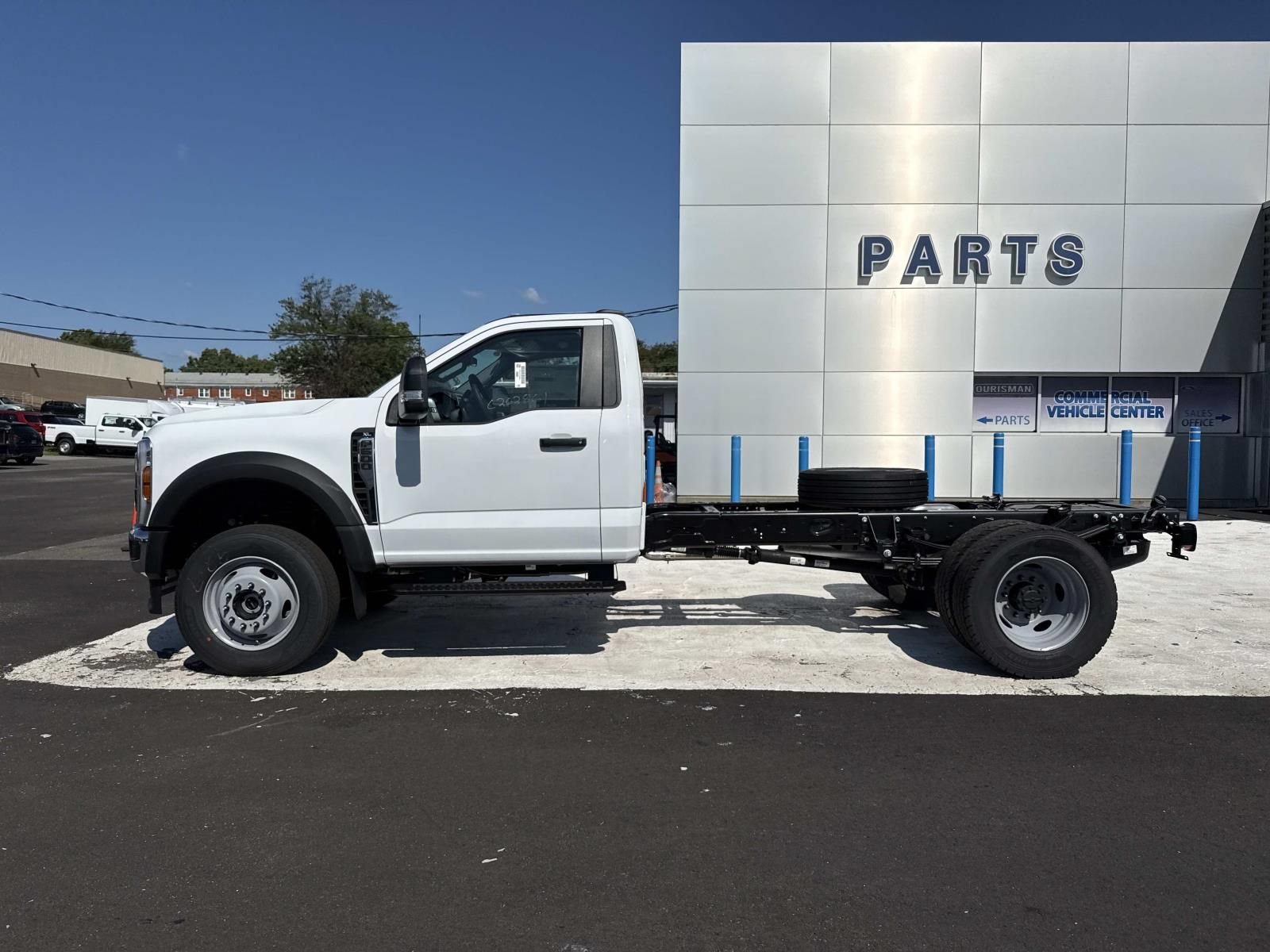 New 2026 Ford F600 4x4 Regular Cab Super Duty w/ XL Chrome Package image 6