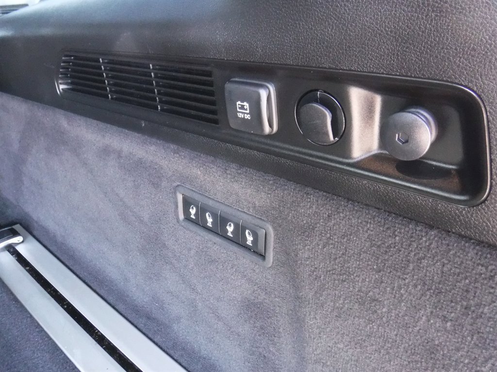 Used 2023 Jeep Grand Wagoneer L Series II image 8