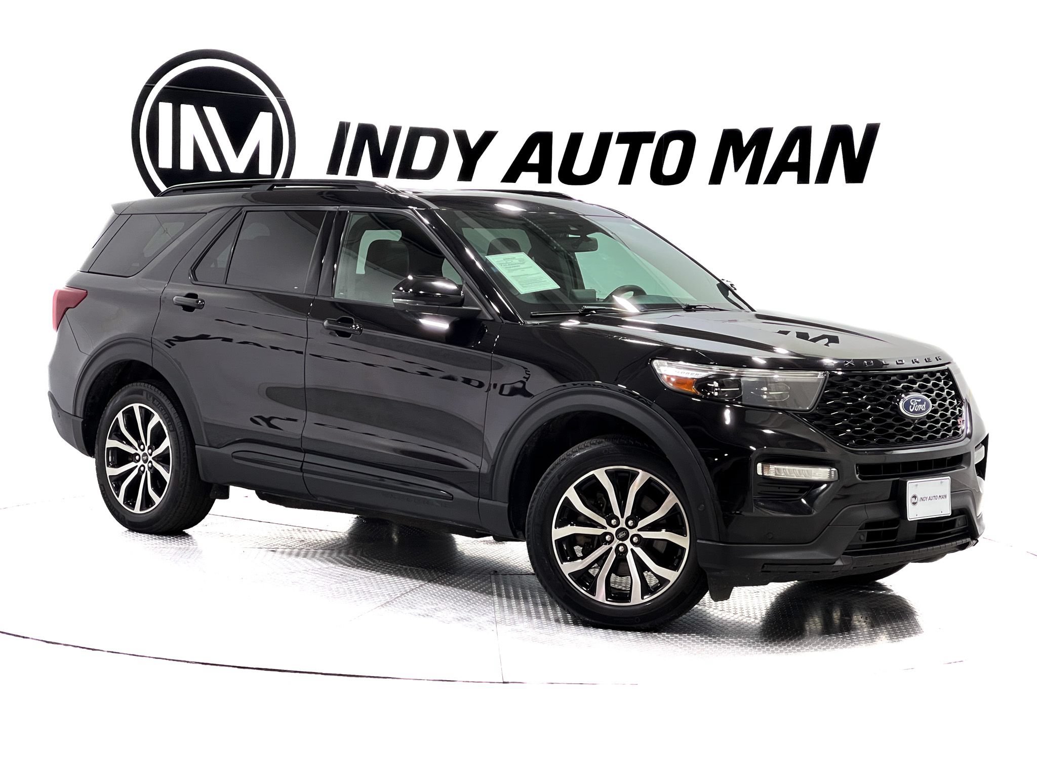 Used 2020 Ford Explorer ST w/ Premium Technology Package AWD/4WD image 2