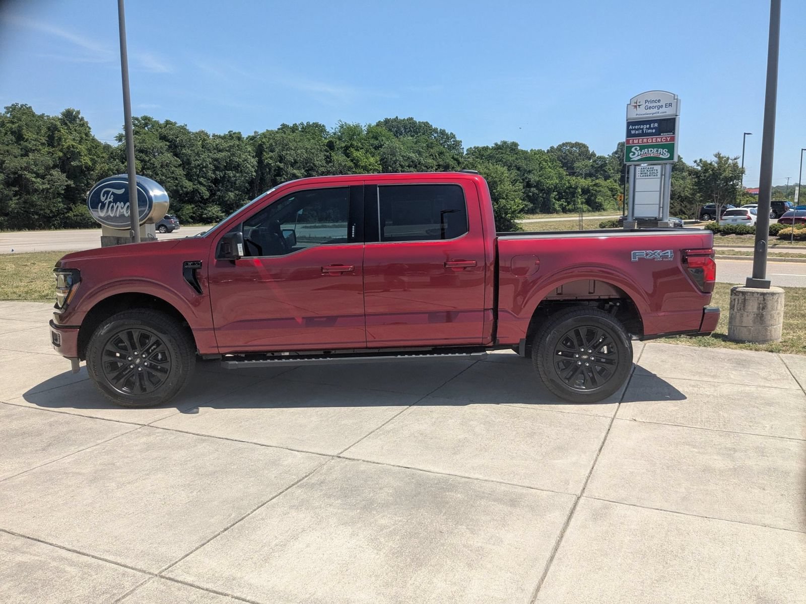 New 2026 Ford F150 XLT w/ Equipment Group 302A MID AWD/4WD image 6