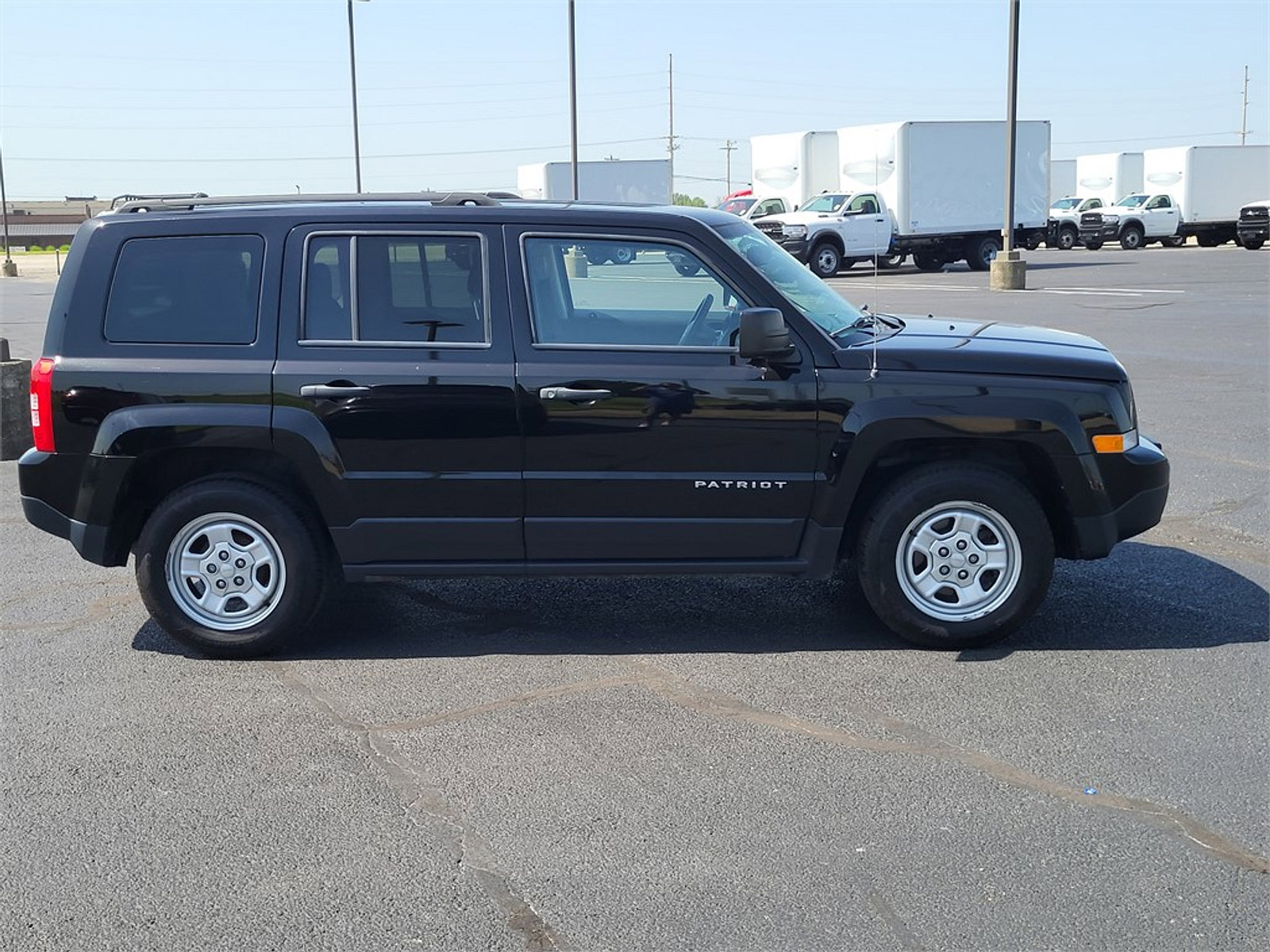 Used 2016 Jeep Patriot Sport FWD image 7