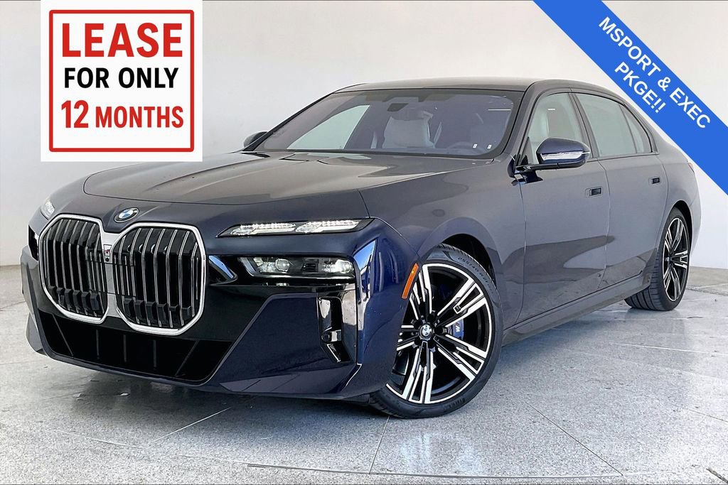 Used 2023 BMW 760i xDrive w/ Executive Package image 16