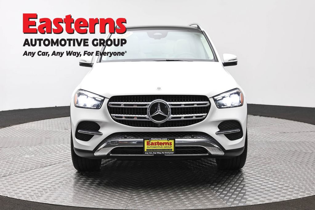 Used 2025 Mercedes-Benz GLE 450e 4MATIC image 2