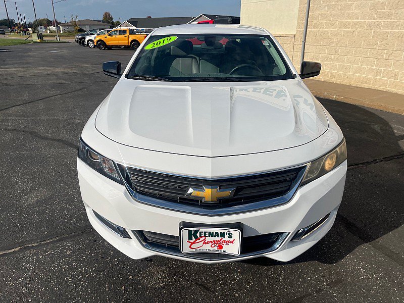 Used 2019 Chevrolet Impala LS FWD image 3