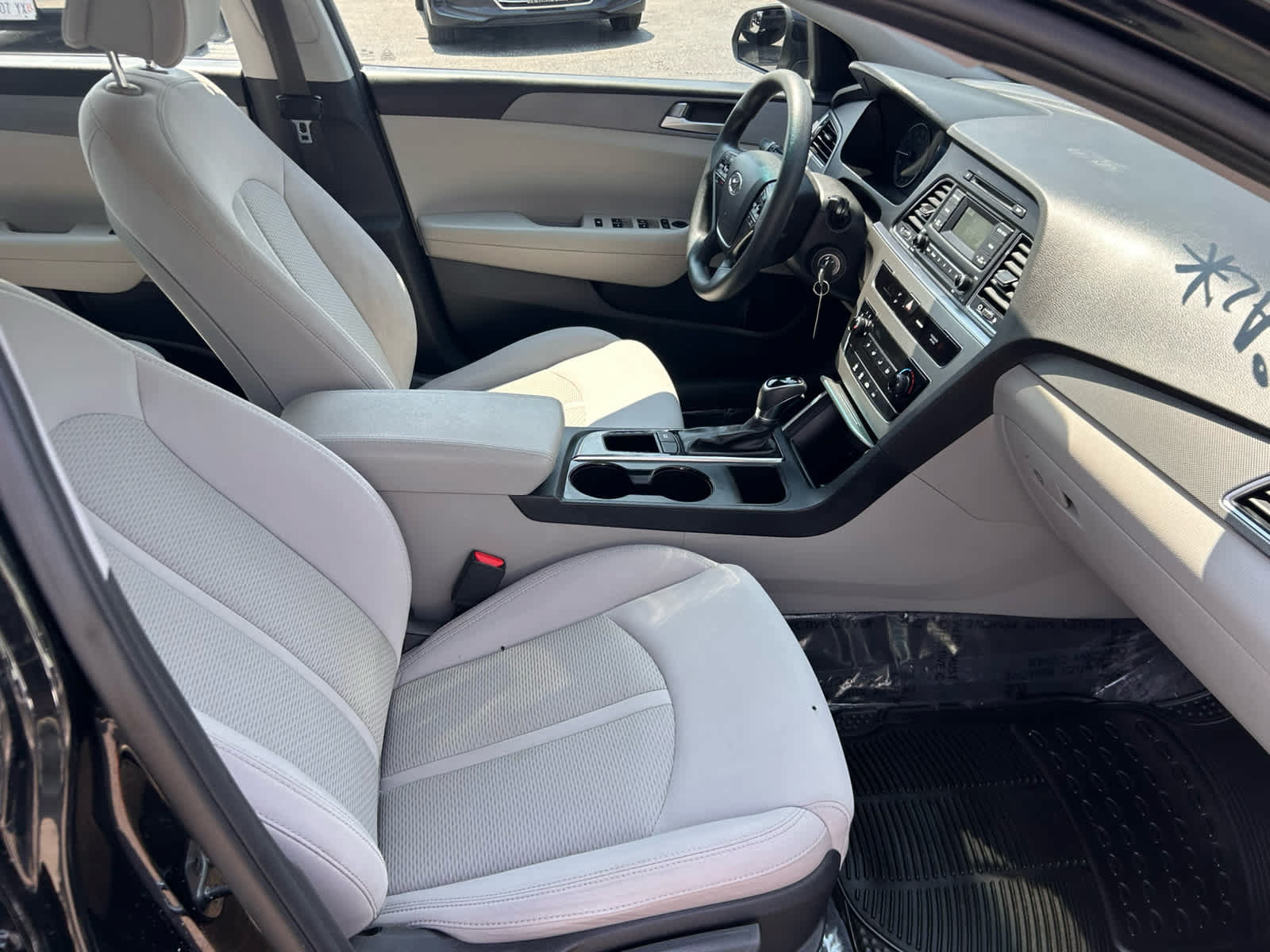 Used 2017 Hyundai Sonata SE FWD image 24