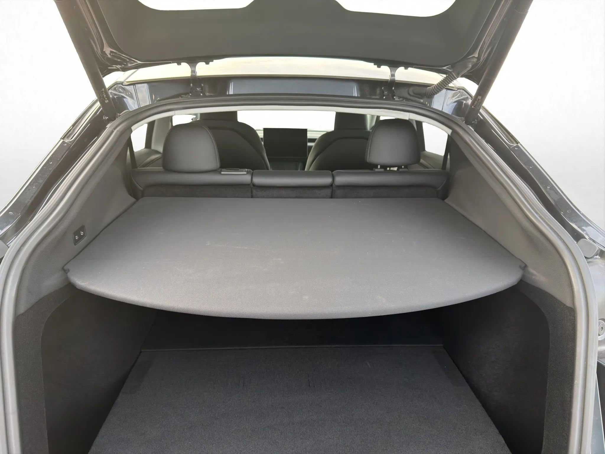 Used 2026 Tesla Model Y Long Range image 21