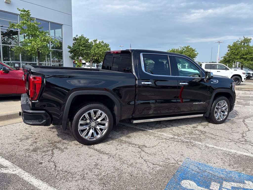 Used 2023 GMC Sierra 1500 Denali w/ Denali Reserve Package AWD/4WD image 27