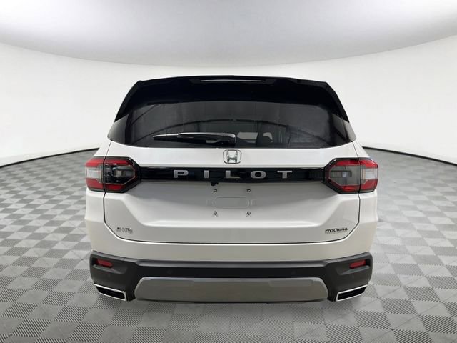 New 2026 Honda Pilot Touring image 4