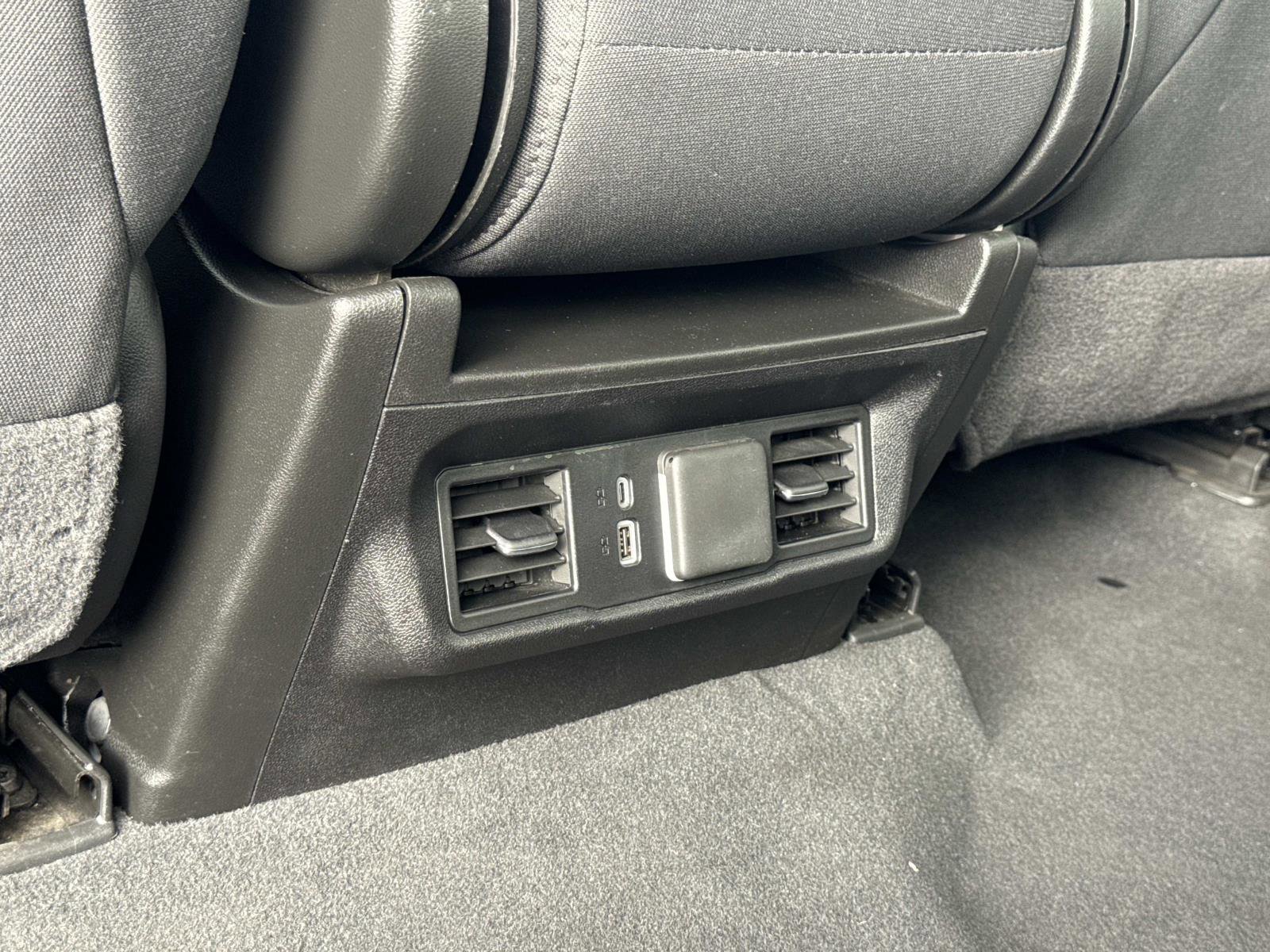 Used 2025 Chevrolet Silverado 2500 LT w/ Convenience Package image 27