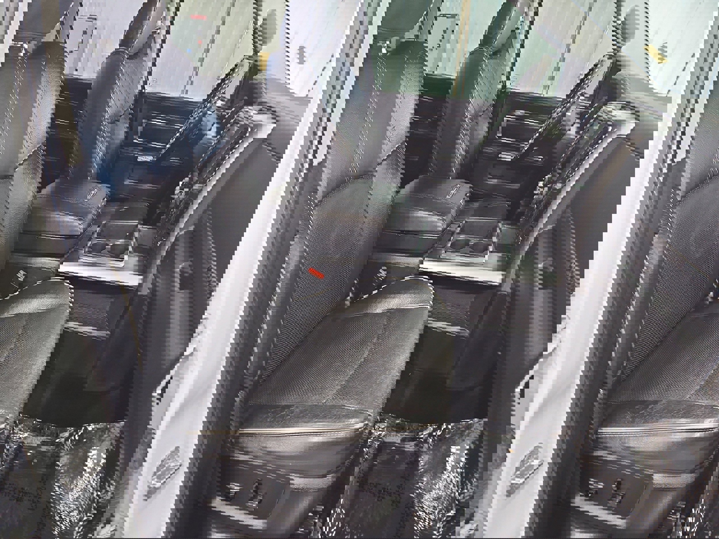 Used 2013 RAM 1500 Limited image 8