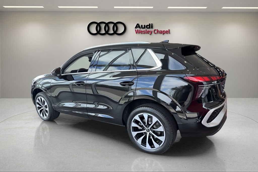 New 2026 Audi Q3 quattro 2.0T AWD/4WD image 2