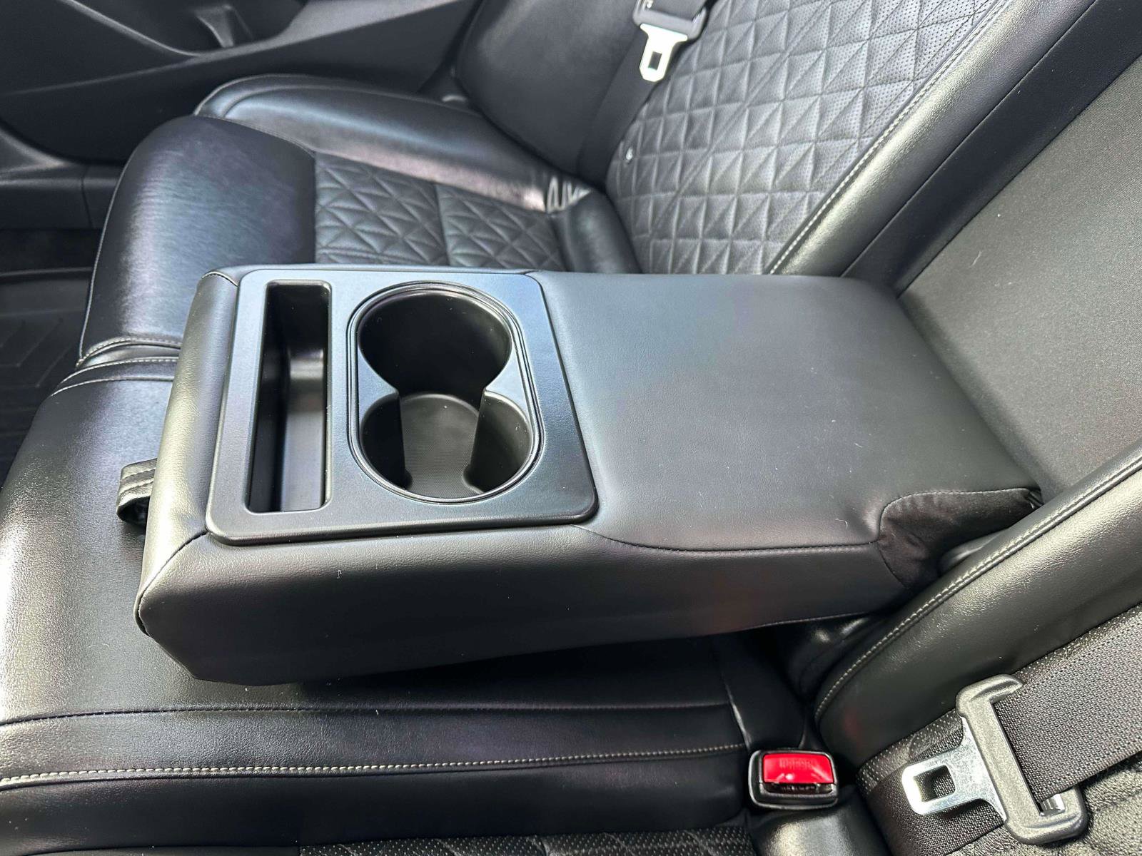 Used 2017 Nissan Maxima Platinum image 10