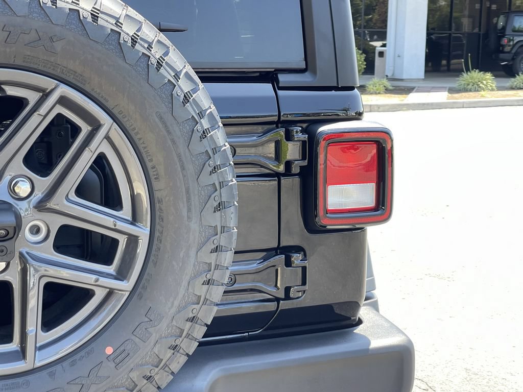 New 2026 Jeep Wrangler Unlimited Sport AWD/4WD image 9