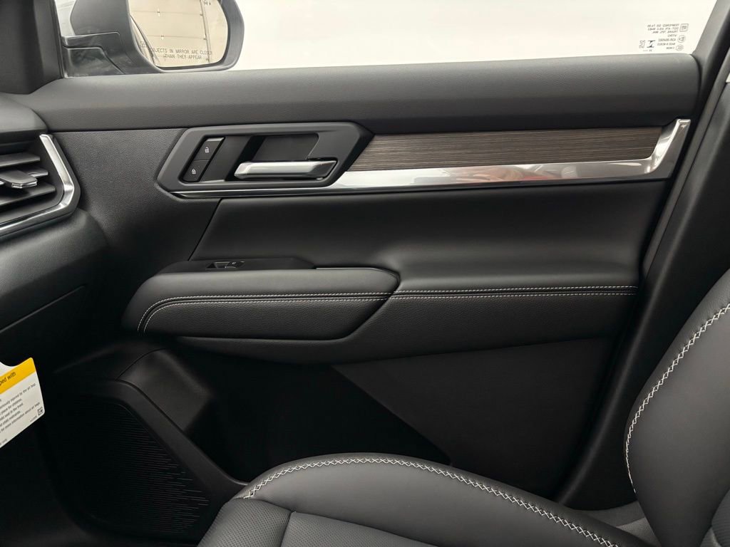 New 2026 GMC Terrain Denali w/ LPO, Floor Liner Package image 45