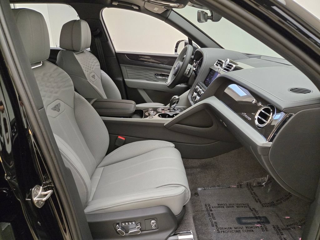 New 2026 Bentley Bentayga Extended Wheelbase AWD/4WD image 2