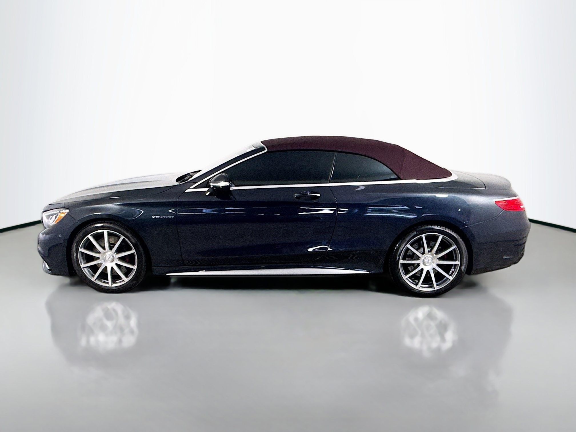 Used 2017 Mercedes-Benz S 63 AMG 4MATIC Cabriolet image 6