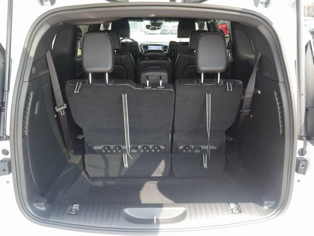 New 2026 Chrysler Pacifica Select image 11