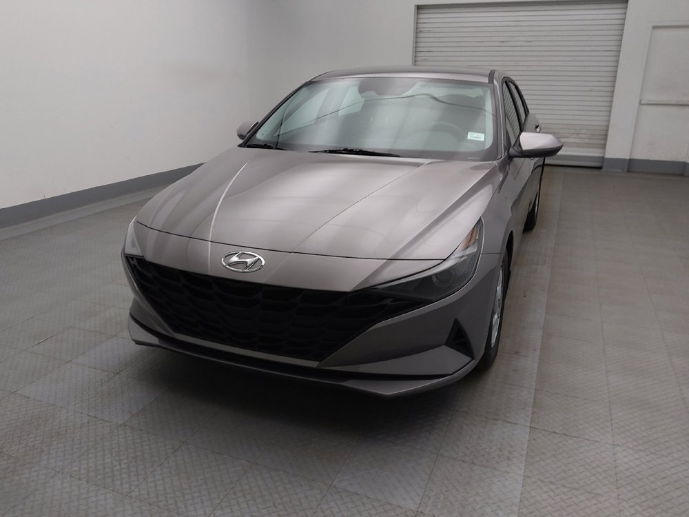 Used 2023 Hyundai Elantra SE image 15