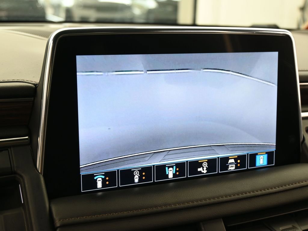 Used 2021 Chevrolet Tahoe High Country image 24