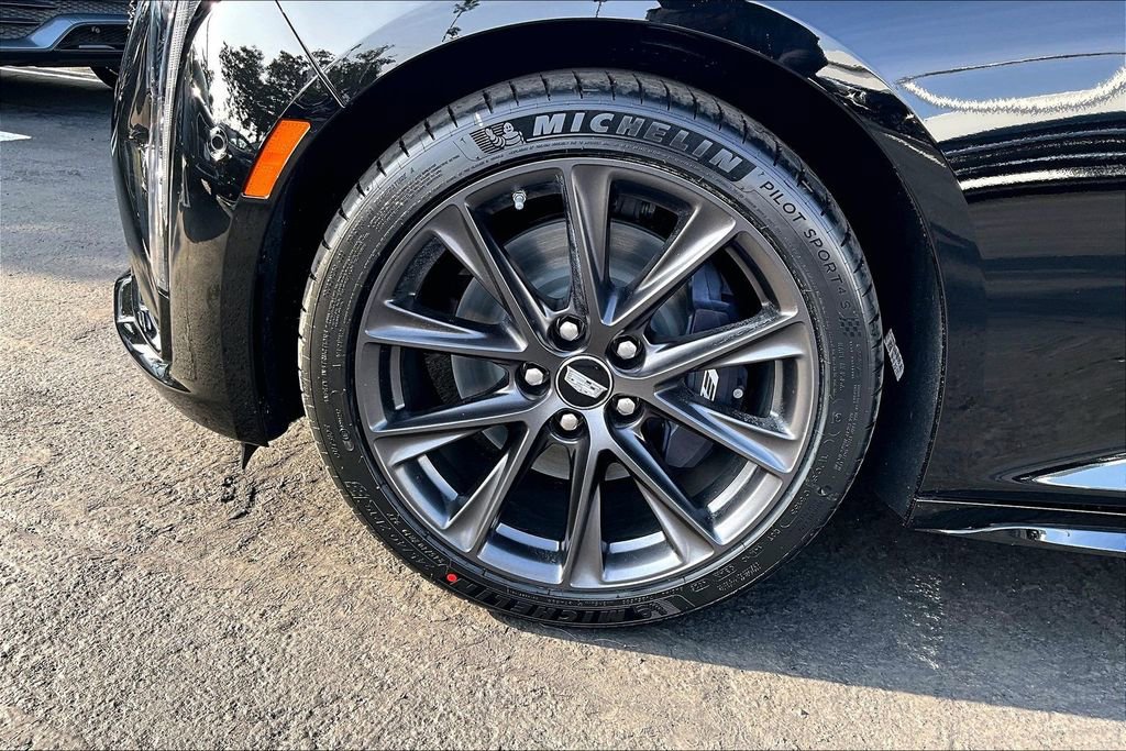 New 2026 Cadillac CT5 V image 13