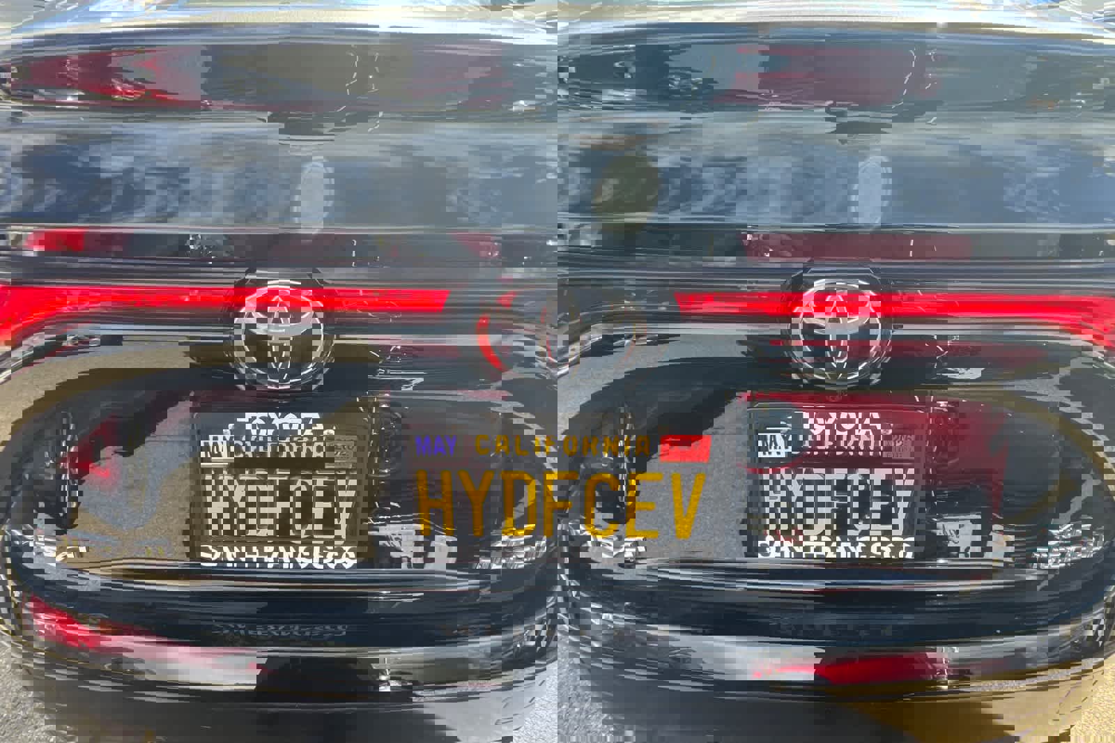 Used 2023 Toyota Mirai XLE w/ Advanced Technology Package image 19