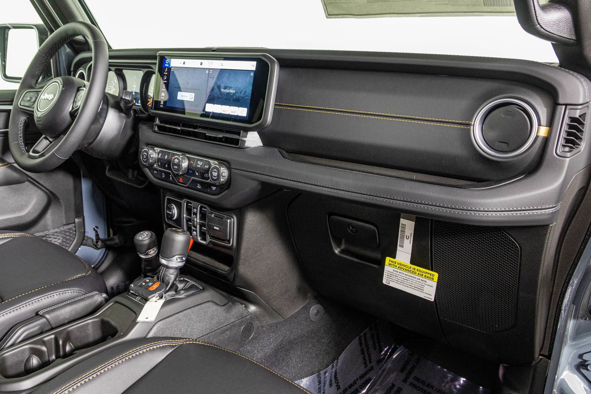 New 2026 Jeep Gladiator Sport S image 46