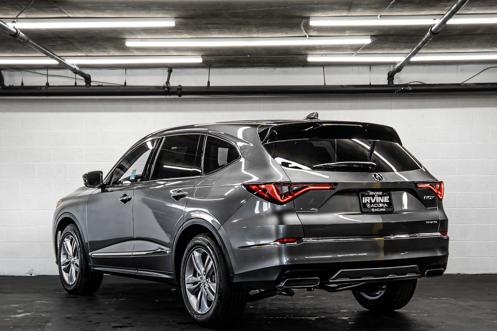 New 2026 Acura MDX SH-AWD image 3