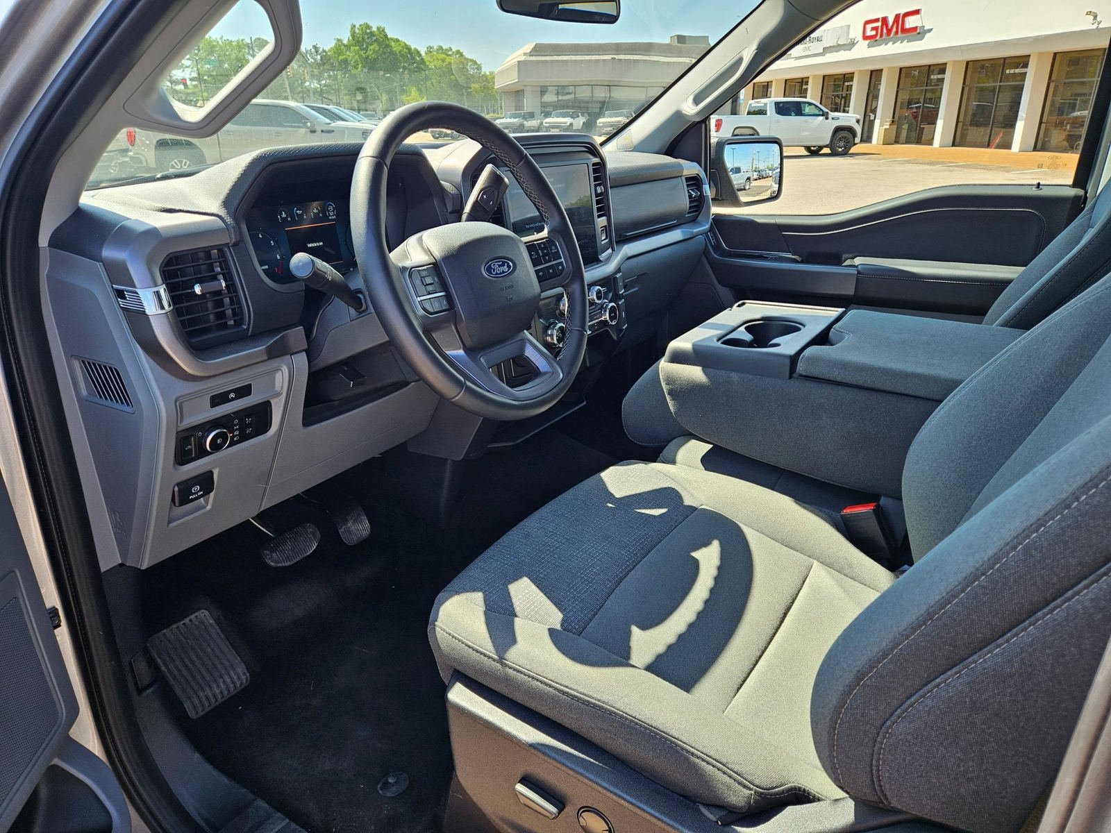 Used 2025 Ford F150 XLT w/ Equipment Group 301A Standard AWD/4WD image 10